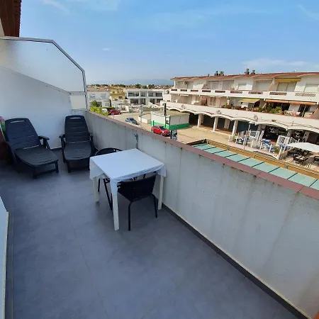 Apartamento Sant Mori-2 Apartment *