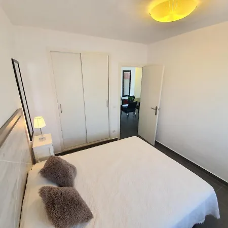 Apartamento Sant Mori-2 Apartment *
